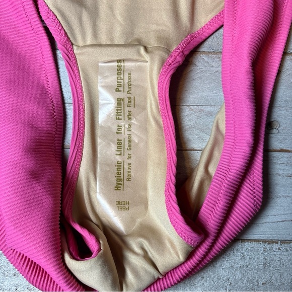 NWT! Old Navy Textured-Rib Cinch-Front Bikini Swim Top 4X - Picture 3 of 15